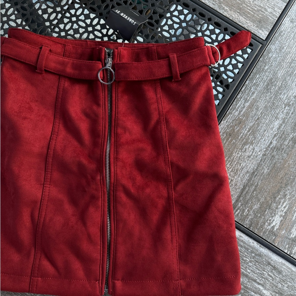 Maroon Mini Skirt 🤍 - Picture 2 of 3